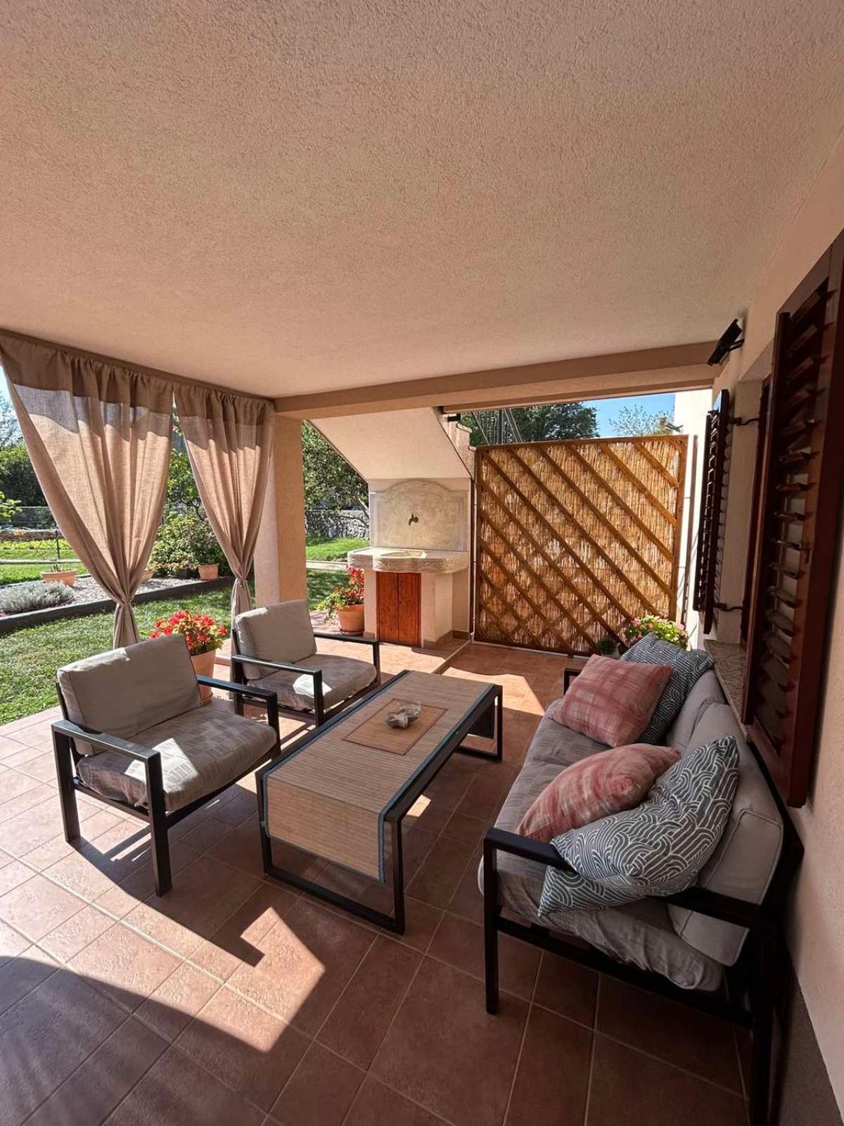 Apartmani Antonija Vozilici Екстериор снимка